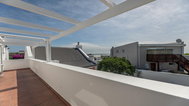 3 Bedroom Property for Sale in Van Riebeeckstrand Western Cape